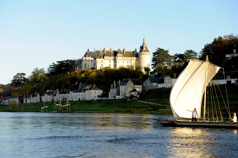 Loire Valley -off the beaten tracks-loire river cruise