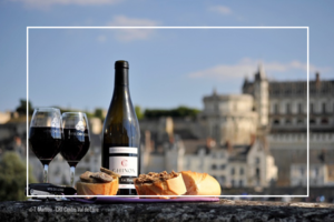Loire Secrets - Chateaux and wine experience in the Loire Valley / Excursion vin et châteaux en Val de Loire - © T.Martou - Centre Val de Loire