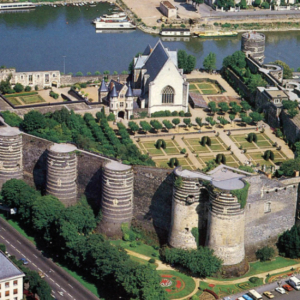 angers chateau castle loire valley vintage car sejour velo