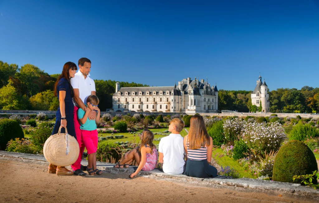 Loire Secrets - Chenonceau castle family holidays / Château de Chenonceau vacances en famille - ©ADT Touraine - Leonard de Serres