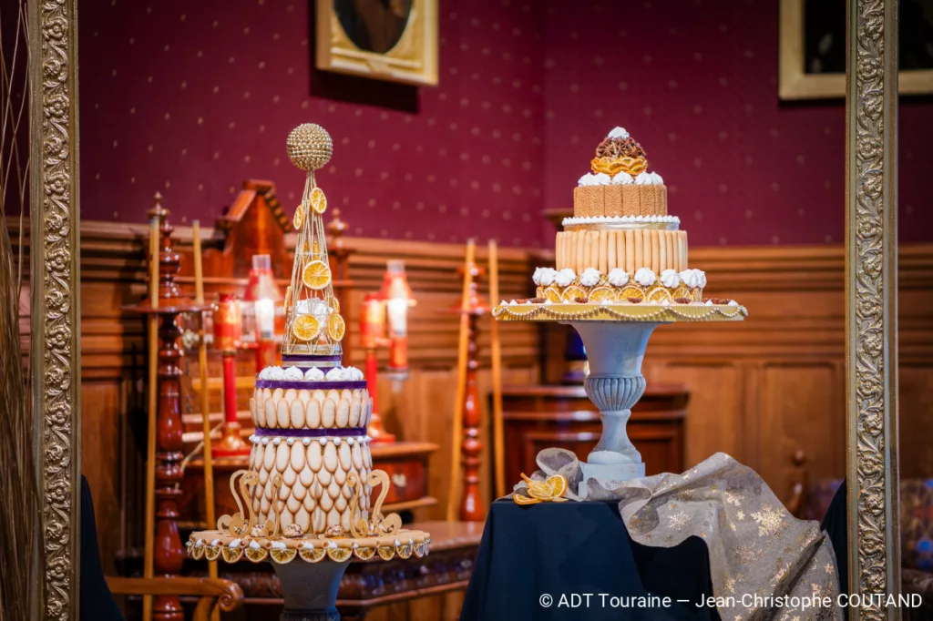Loire Secrets - Christmas at Azay-Le-Rideau castle / Noël au Château d'Azay-Le-Rideau - ©ADT Touraine - JC Coutand