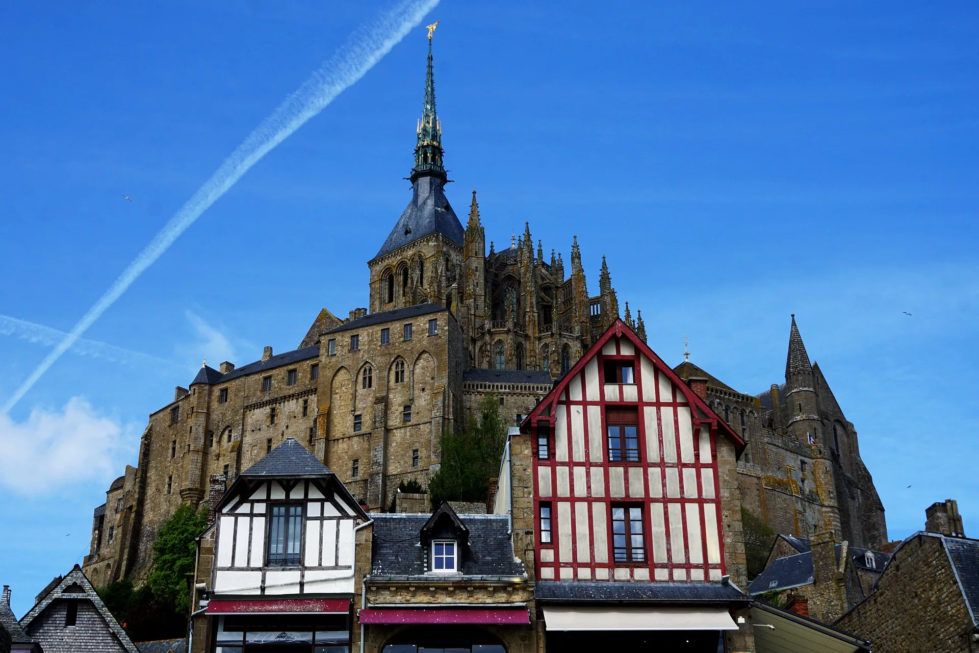 Loire Secrets - Mont Saint Michel private guided tour