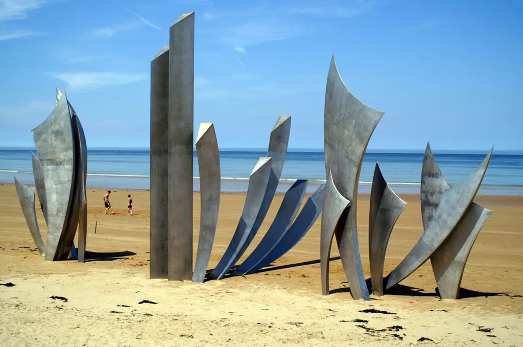 Loire Secrets - D-Day landing beaches private tour in Normandy / Visite privative des plages du débarquement en Normandie